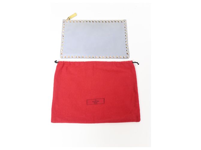 Valentino Garavani Clutch con zip Valentino Rockstud in pelle blu chiaro - vista 14