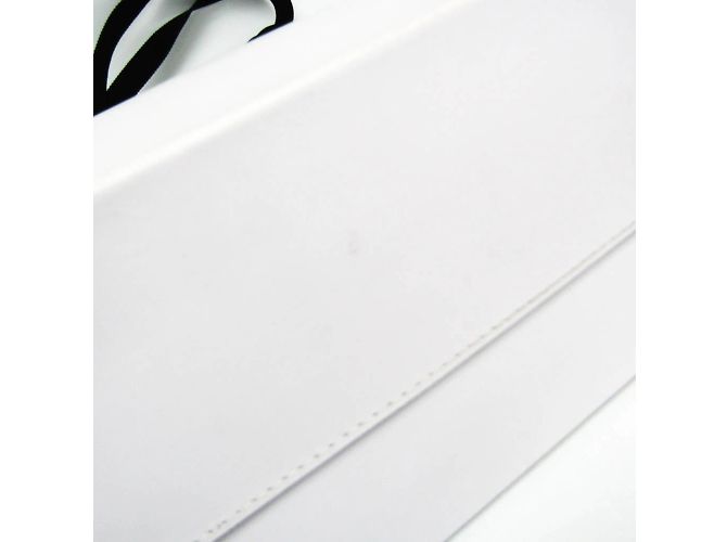 Borsa Tote VLTN Shopper di Valentino Garavani Nero Bianco - vista 5