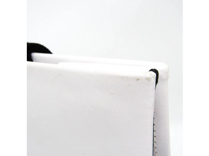 Borsa Tote VLTN Shopper di Valentino Garavani Nero Bianco - vista 6