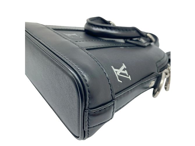 Borsa Louis Vuitton Nano Alma Pharrell Williams Nero - vista 10