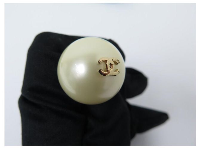 NEUES HAARZUBEHÖR CHANEL CHOUCHOU PERLE LOGO CC ELASTISCHES HAARGUMMI Schwarz - Ansicht 6
