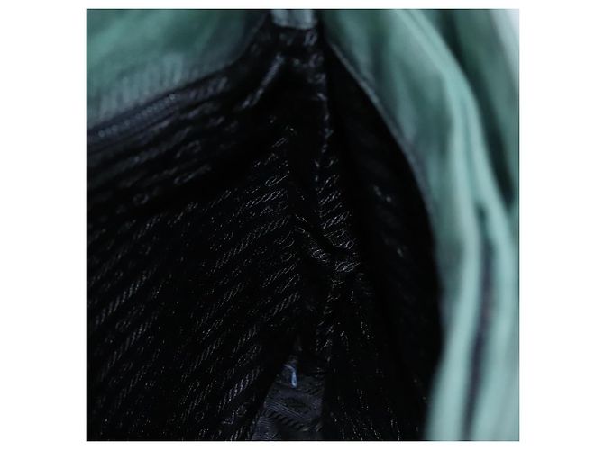 Borsa a Spalla PRADA in Nylon Verde Auth ep7022 - vista 18