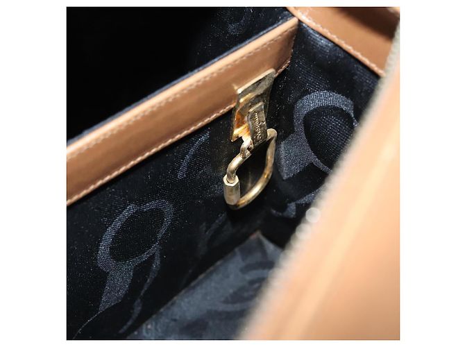 Borsa Boston in pelle beige oro Salvatore Ferragamo Auth ti2472 D'oro - vista 22