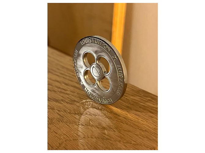 Louis Vuitton x Murakam seltener Sammlertoken Silber - Ansicht 5