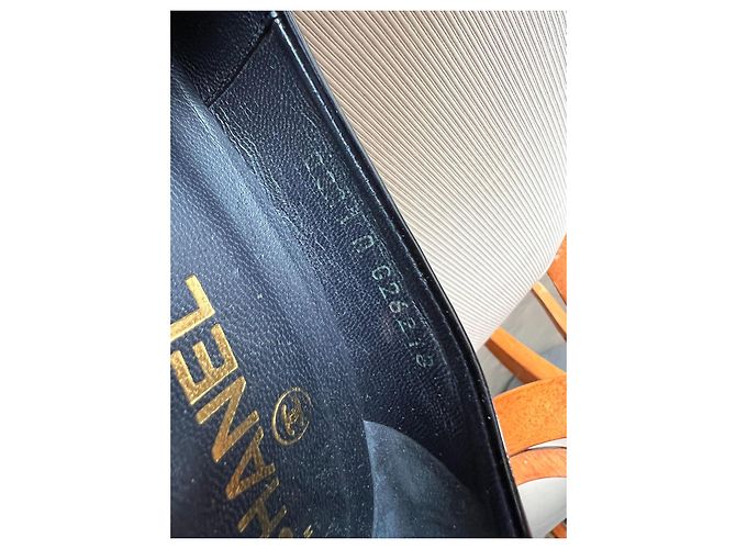 Décolleté Chanel in vernice nera Nero - vista 8