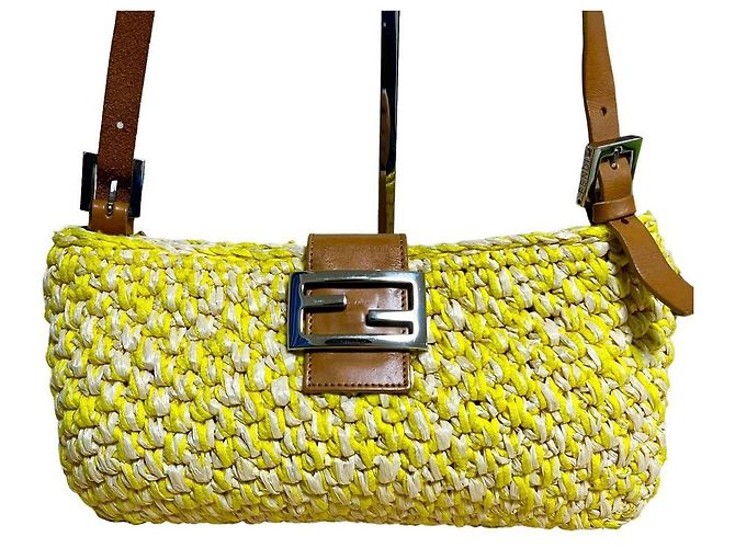 Fendi Gelbe Rafia Geflochtene Strohtasche Baguette - Ansicht 3