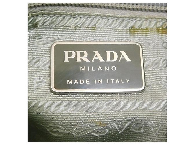 Borsa a tracolla incrociata in nylon blu ghiaccio di Prada Sport con logo - vista 8