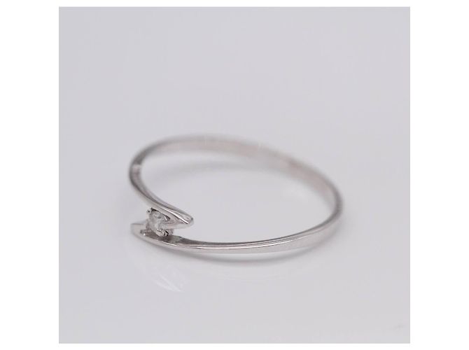 Autre Marque Solitärring aus Weißgold mit Diamantzentrum Silber - Ansicht 4