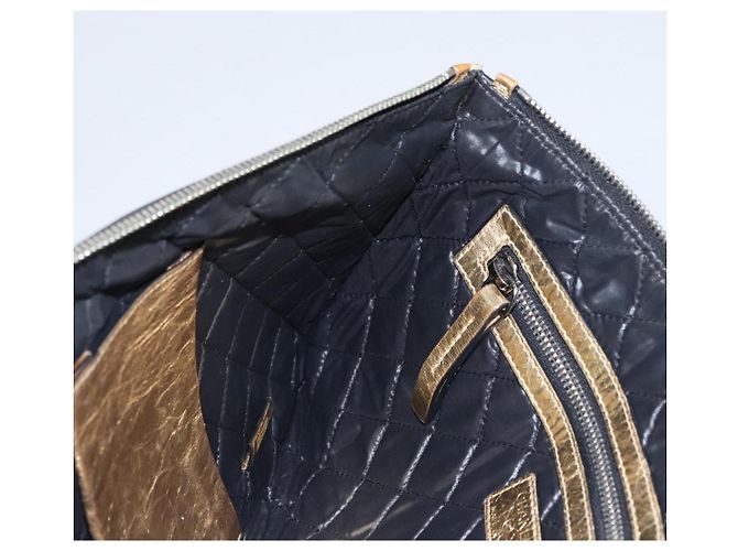 CHANEL Clutch Tasche aus Leder Gold CC Auth 107504 Golden - Ansicht 16