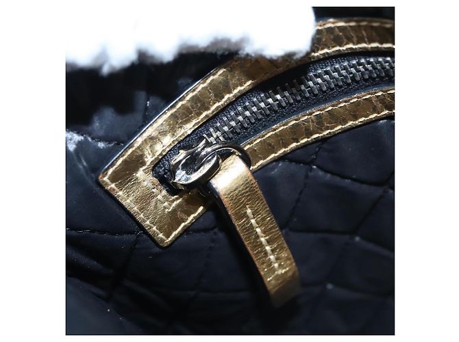 CHANEL Clutch Tasche aus Leder Gold CC Auth 107504 Golden - Ansicht 18