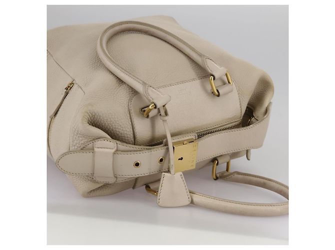 Céline CELINE Handtasche aus Leder Beige Gold Auth bs21026 Golden - Ansicht 6