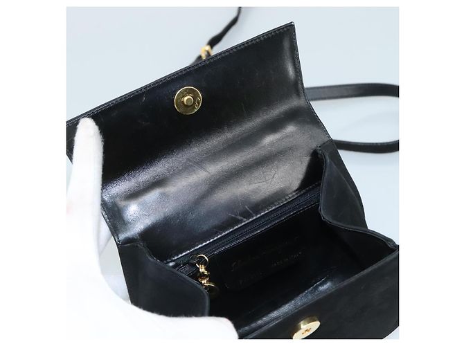 Borsa a Spalla Gancini in Camoscio Nero e Oro Salvatore Ferragamo Auth bs20936 D'oro - vista 15