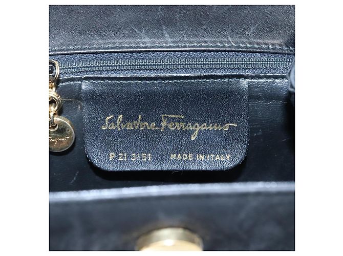 Borsa a Spalla Gancini in Camoscio Nero e Oro Salvatore Ferragamo Auth bs20936 D'oro - vista 16