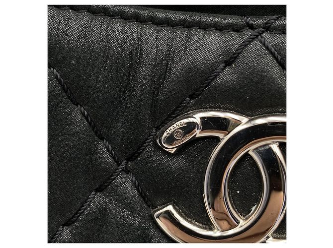 Chanel Borsa a spalla Relax CC in pelle trapuntata nera Nero - vista 10