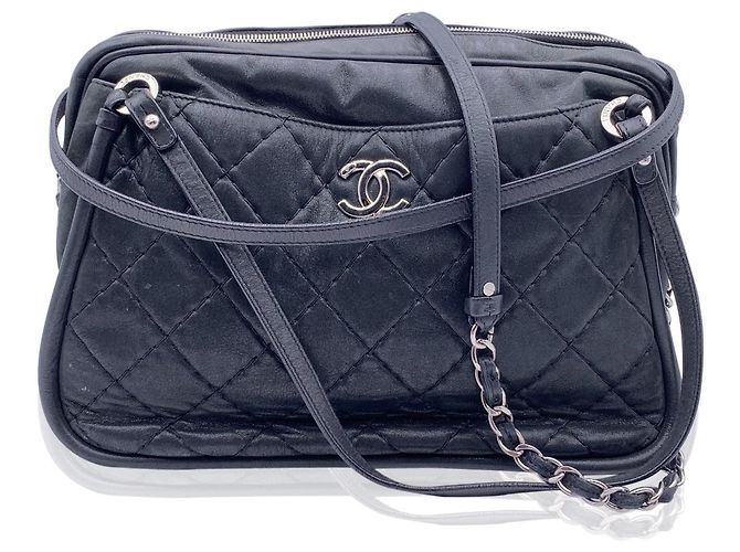 Chanel Borsa a spalla Relax CC in pelle trapuntata nera Nero - vista 7