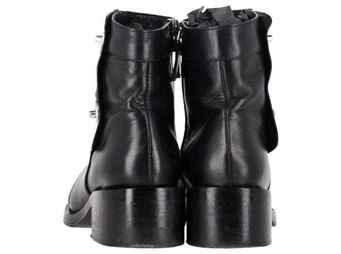 Timeless Stivaletti Logo CC Chanel in Pelle Nera Nero - vista 2
