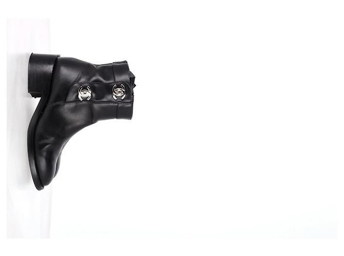Timeless Stivaletti Logo CC Chanel in Pelle Nera Nero - vista 4