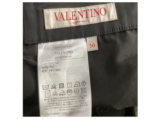 Bermuda aus schwarzem Polyester mit Valentino Garavani Logo-Patch - Ansicht 3
