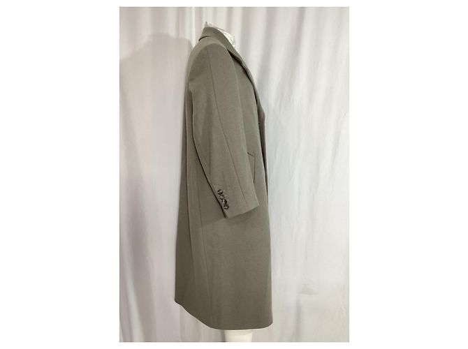 Ami Single-Breasted Coat in Grey Wool - view 7