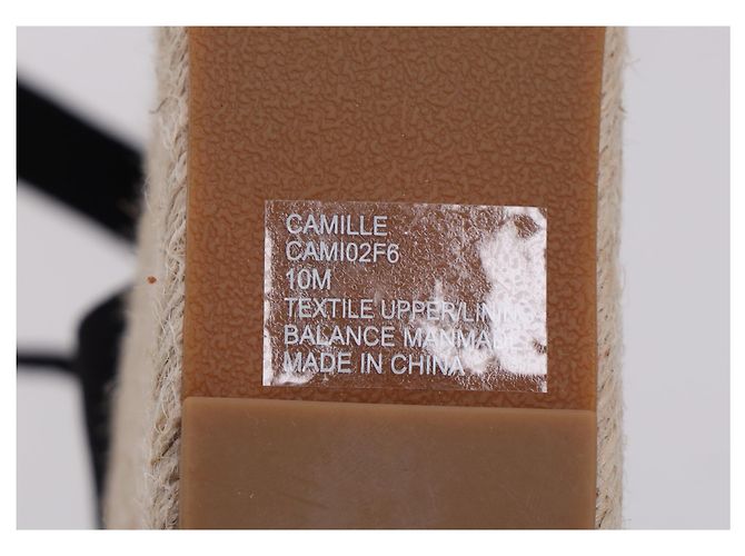 Reformation Camille Wedge con lacci in suede nero - vista 13