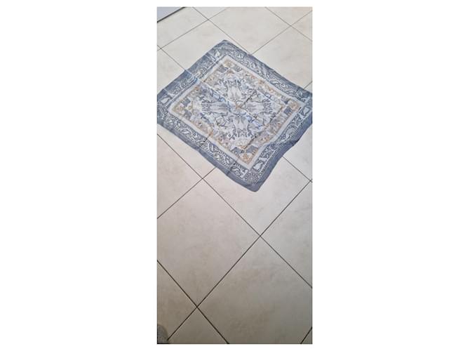 Autre Marque Bufanda Early America de seda gris - vista 3