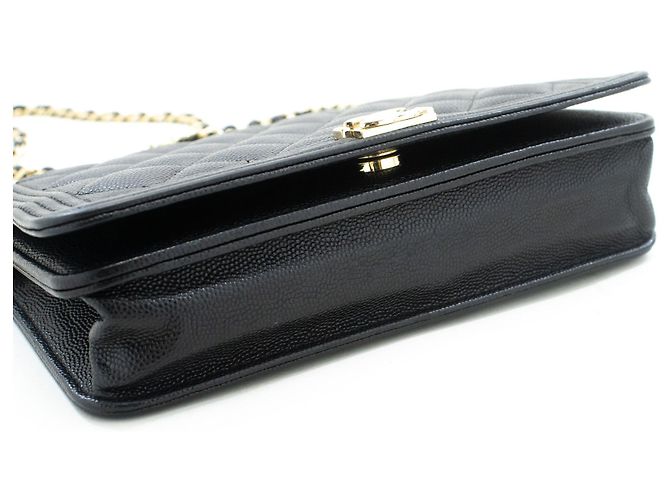 CHANEL Boy Portafoglio con Catena in Pelle di Vitello Grana Nera Nero - vista 4