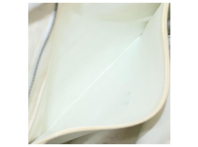 CHANEL Bolsa de Ombro Matelassé de Couro Branco Dourado CC Auth bs20903 - vista 21