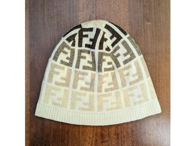 Cappello Fendi in cashmere e lana, beige, monogramma FF. - vista 6