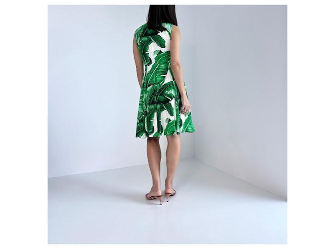 Vestido Dolce & Gabbana de seda estampado hojas de plátano blanco y verde - vista 9