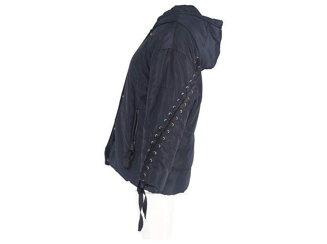 Giacca con cappuccio in poliestere blu navy con dettagli in pizzo intrecciato trapuntato Maje - vista 5