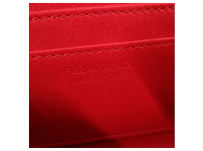 Clutch e borsa a spalla in pelle di vitello rossa Salvatore Ferragamo Rosso - vista 9