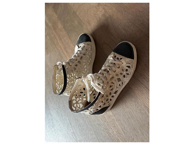 Chanel High-Top Sneaker Beige Baumwolle Floral - Ansicht 8