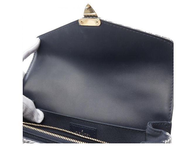 Louis Vuitton Pochette Metis EW Handbag Navy M22834 Blue - view 5