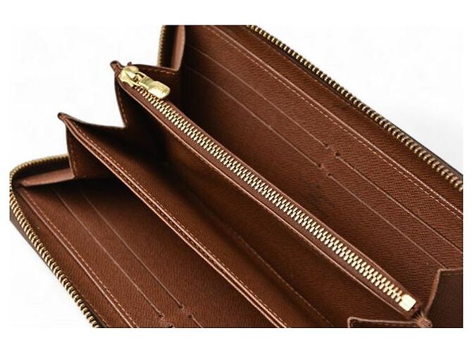 Louis Vuitton Monogram Zippy Wallet M60017 - view 8