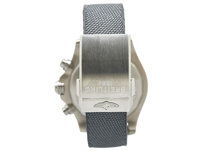 Montre Breitling Avenger Bandit E13383 Titane Caoutchouc - vue 4