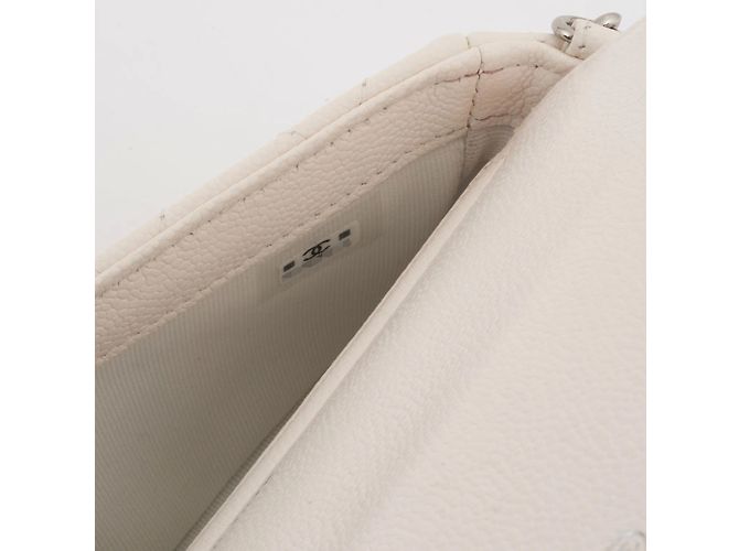 Borsa a spalla con flap Matelassé di Chanel per telefono Bianco - vista 7