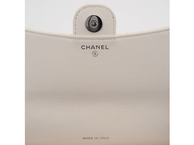 Borsa a spalla con flap Matelassé di Chanel per telefono Bianco - vista 8