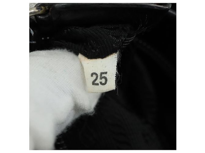 PRADA Handtasche aus schwarzem Nylon Auth bs21031 - Ansicht 12