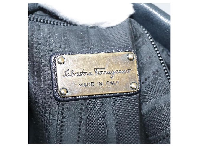 Borsa a mano in pelle Salvatore Ferragamo Vala 2 vie nera e oro Auth bs20937 Nero D'oro - vista 10