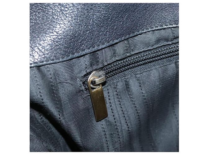 Borsa a mano in pelle Salvatore Ferragamo Vala 2 vie nera e oro Auth bs20937 Nero D'oro - vista 20