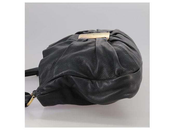 Borsa a mano in pelle Salvatore Ferragamo Vala 2 vie nera e oro Auth bs20937 Nero D'oro - vista 3