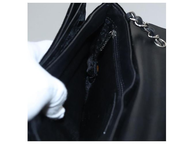 CHANEL Borsa a Spalla Chain Camelia in Pelle Velour Nera Argento CC Auth yk16500 Nero - vista 24