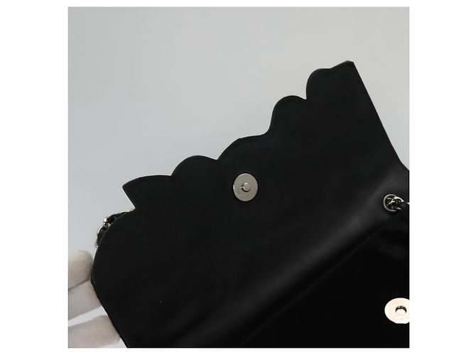CHANEL Borsa a Spalla Chain Camelia in Pelle Velour Nera Argento CC Auth yk16500 Nero - vista 9