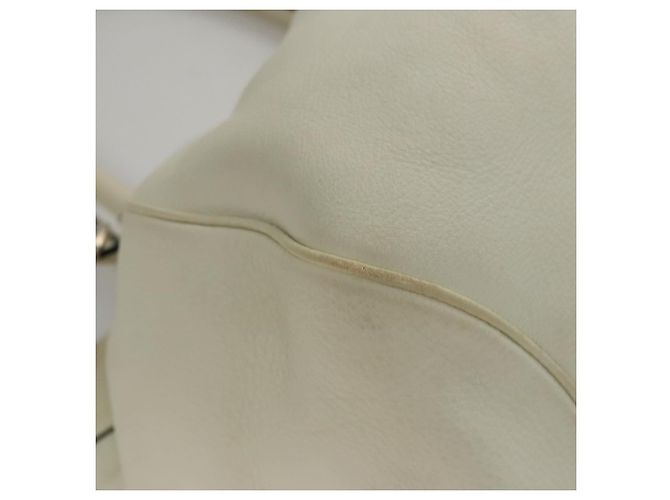 Salvatore Ferragamo Gancini Hand Bag Leather White Silver Auth yk16589 - view 17