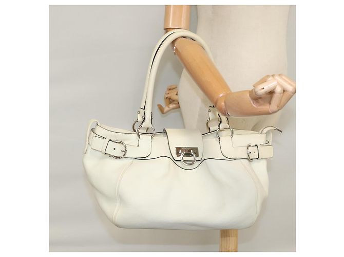 Salvatore Ferragamo Gancini Hand Bag Leather White Silver Auth yk16589 - view 25
