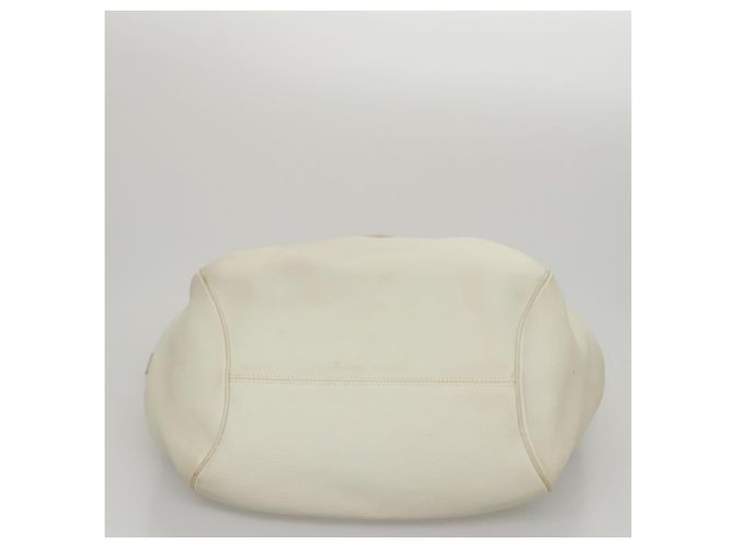 Salvatore Ferragamo Gancini Hand Bag Leather White Silver Auth yk16589 - view 5