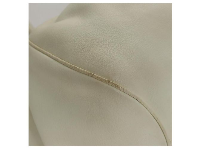 Salvatore Ferragamo Gancini Hand Bag Leather White Silver Auth yk16589 - view 9