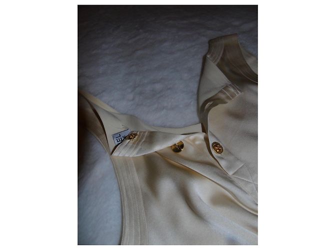 Top de seda Chanel crema Crudo - vista 11