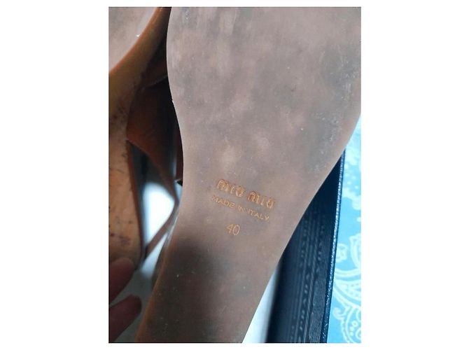 Zeppe Miu Miu in pelle verniciata marrone Marrone scuro - vista 5