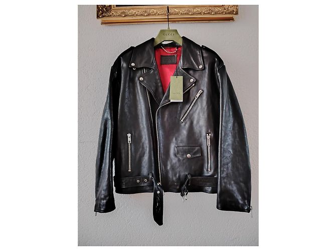 GUCCI LEDER-BIKERJACKE MIT GUCCI-LOGO. Schwarz - Ansicht 2
